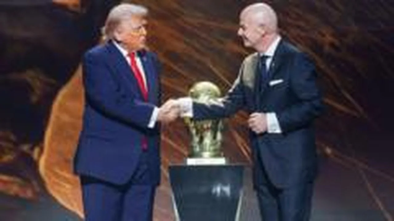 世界杯裁判拒入美国“Does”案例揭FIFA阵容轮换困境
